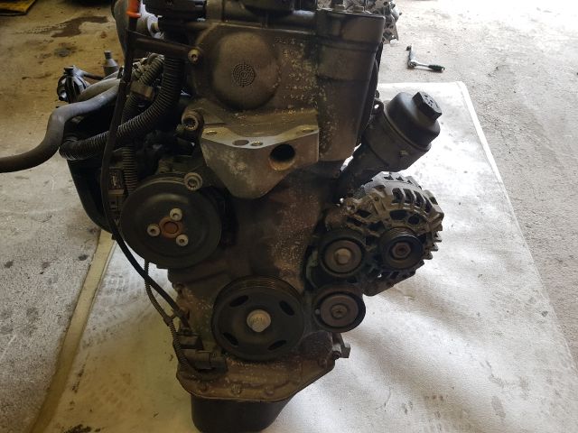 bontott SKODA FABIA II Motor (Fűzött blokk hengerfejjel)