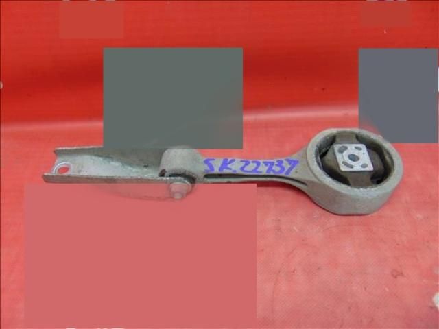 bontott SKODA FABIA II Motor Tartó Bak (Fém)