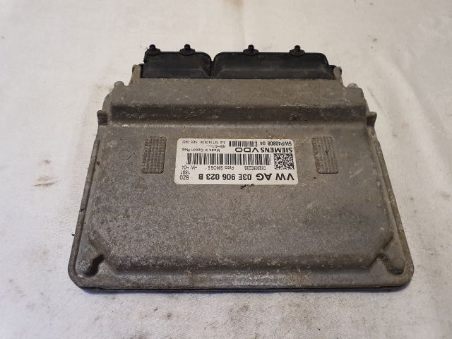 bontott SKODA FABIA II Motorvezérlő