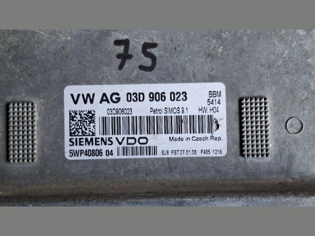 bontott SKODA FABIA II Motorvezérlő