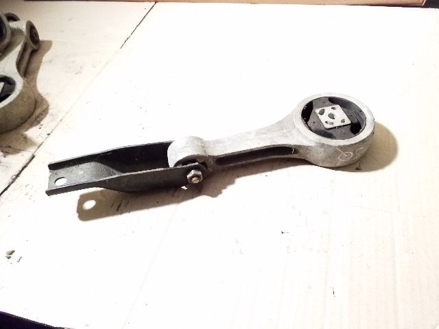 bontott SKODA FABIA II Billenésgátló Bak