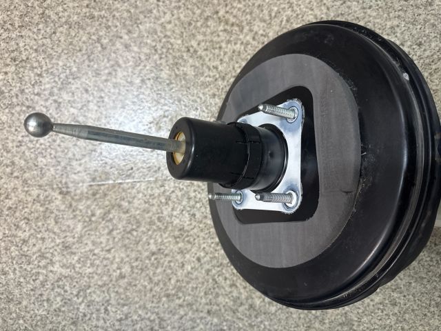 bontott SKODA FABIA II Fékrásegítő