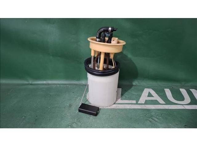 bontott SKODA FABIA II Üzemanyag Szivattyú