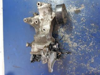 bontott SKODA FABIA II Generátor Tartó Bak