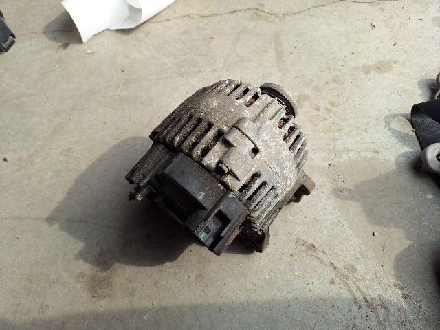 bontott SKODA FABIA II Generátor