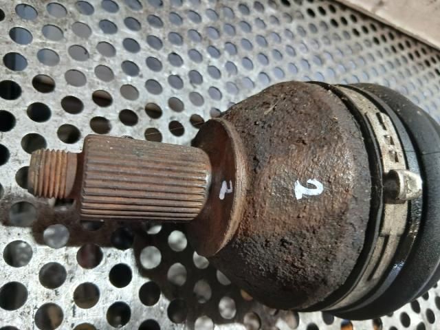 bontott SKODA FABIA II Jobb Féltengely