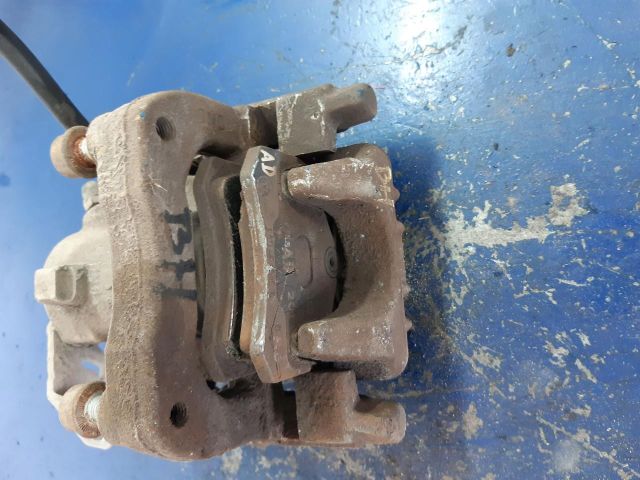 bontott SKODA FABIA II Jobb hátsó Féknyereg Munkahengerrel