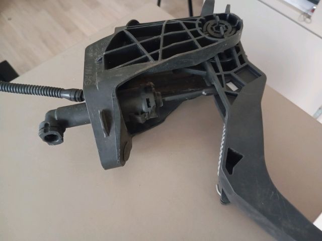 bontott SKODA FABIA II Kuplung Munkahenger