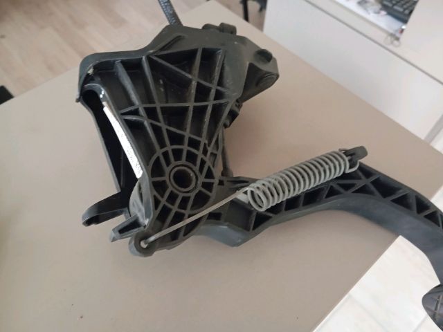 bontott SKODA FABIA II Kuplung Munkahenger