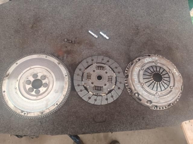 bontott SKODA FABIA II Kuplung Szett (Szerkezet, Tárcsa)