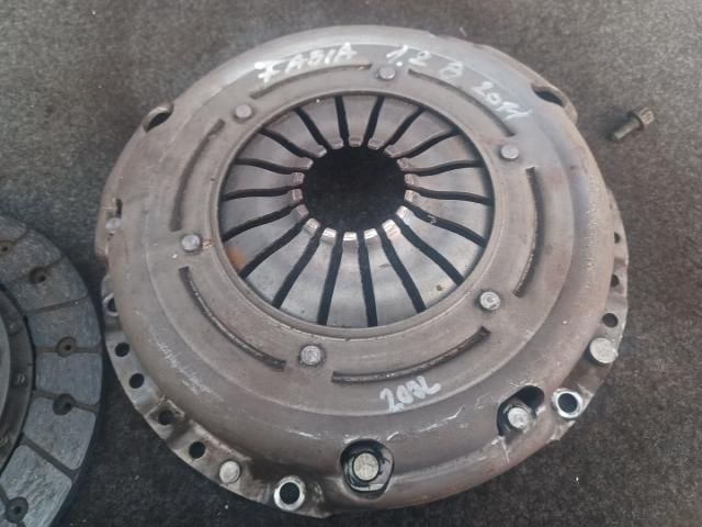 bontott SKODA FABIA II Kuplung Szett (Szerkezet, Tárcsa)