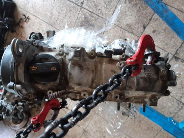 bontott SKODA FABIA II Motor (Fűzött blokk hengerfejjel)