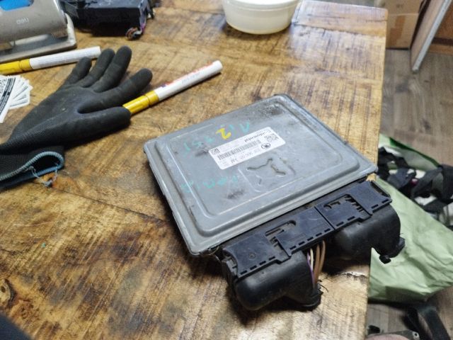 bontott SKODA FABIA II Motorvezérlő