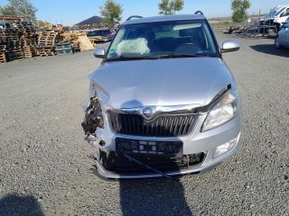 bontott SKODA FABIA II Motorvezérlő