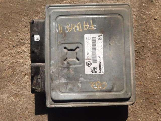 bontott SKODA FABIA II Motorvezérlő