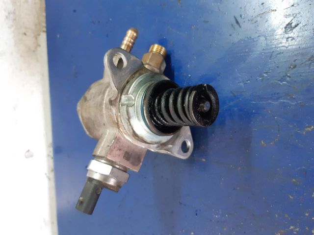 bontott SKODA FABIA II Nagynyomású Szivattyú