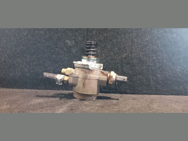 bontott SKODA FABIA II Nagynyomású Szivattyú