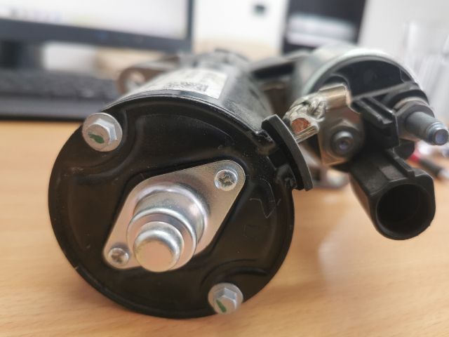 bontott SKODA FABIA II Önindító