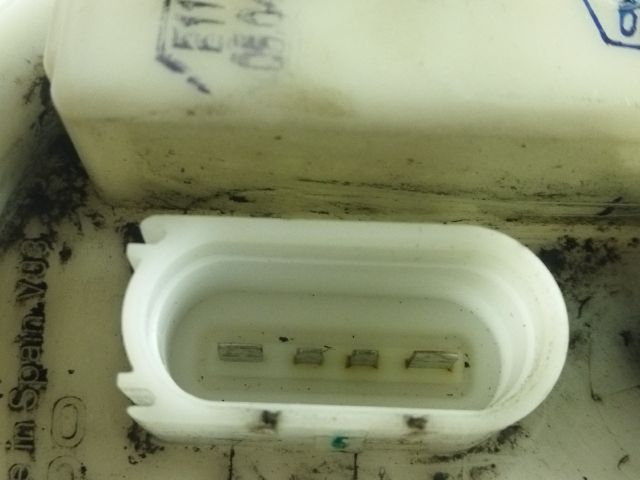 bontott SKODA FABIA II Üzemanyag Szivattyú