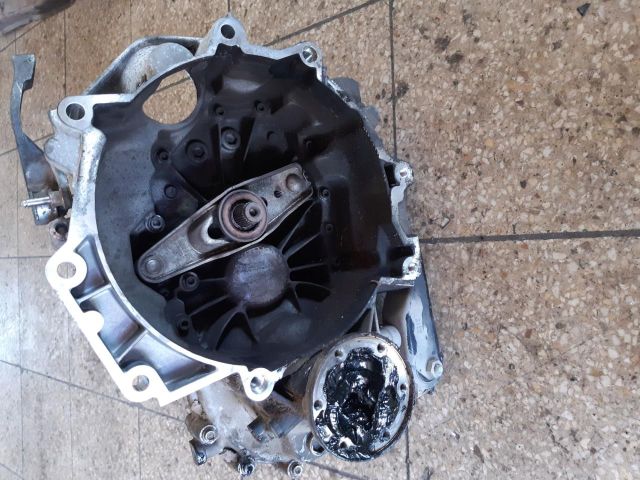 bontott SKODA FABIA II Váltó (Mechanikus)