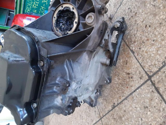 bontott SKODA FABIA II Váltó (Mechanikus)