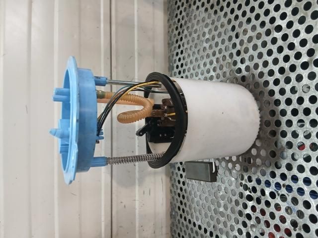 bontott SKODA FABIA II Üzemanyag Szivattyú