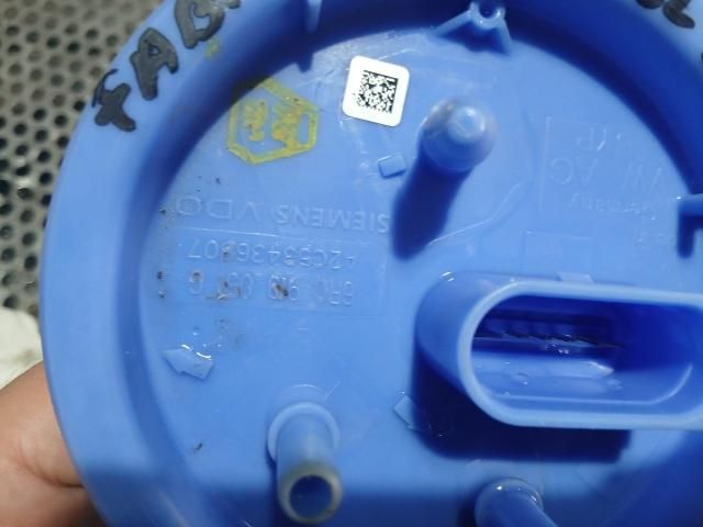 bontott SKODA FABIA II Üzemanyag Szivattyú