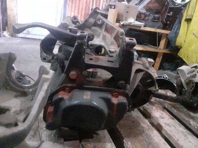 bontott SKODA FABIA II Váltó (Mechanikus)