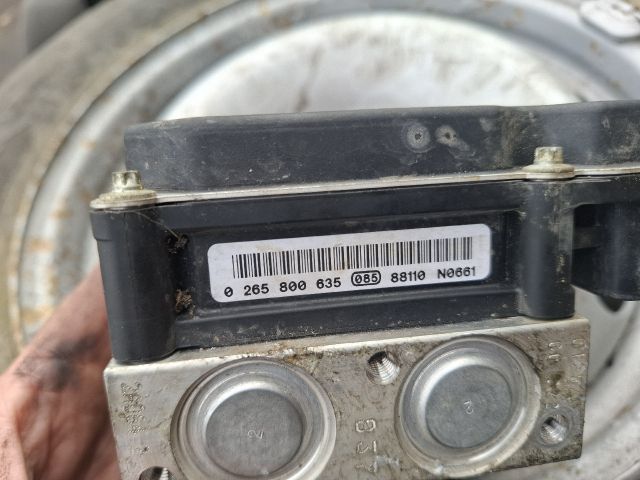 bontott SKODA FABIA II ABS Kocka