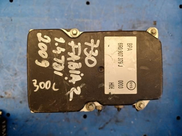 bontott SKODA FABIA II ABS Kocka