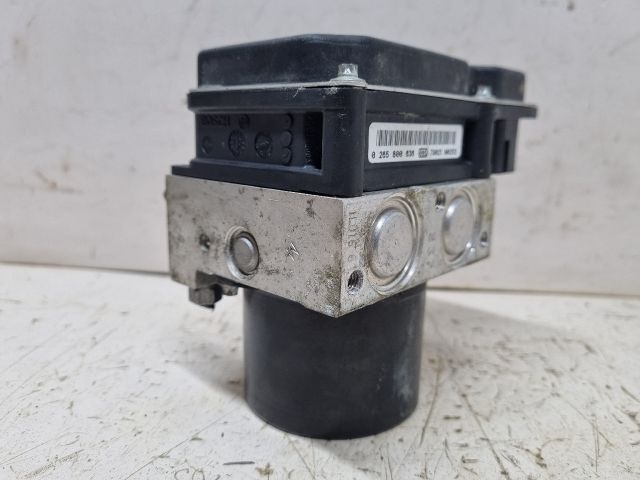 bontott SKODA FABIA II ABS Kocka