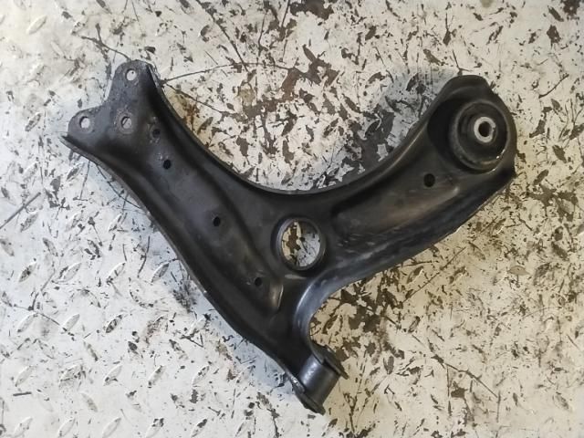 bontott SKODA FABIA II Bal első Lengőkar