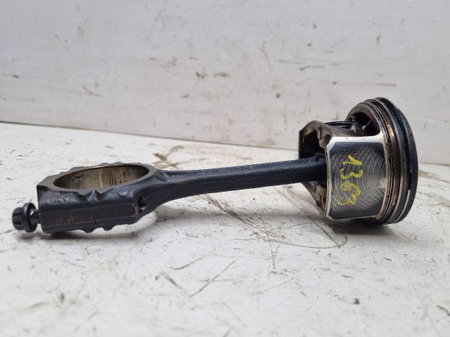 bontott SKODA FABIA II Dugattyú és Hajtókar