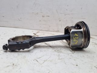 bontott SKODA FABIA II Dugattyú és Hajtókar