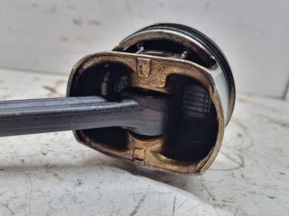 bontott SKODA FABIA II Dugattyú és Hajtókar