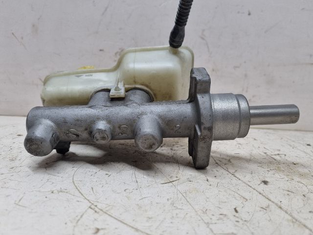 bontott SKODA FABIA II Főfékhenger