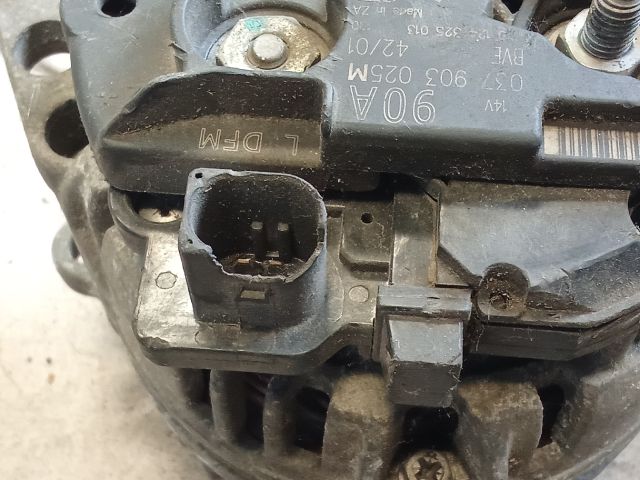 bontott SKODA FABIA II Generátor