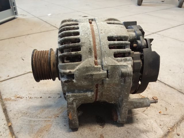 bontott SKODA FABIA II Generátor