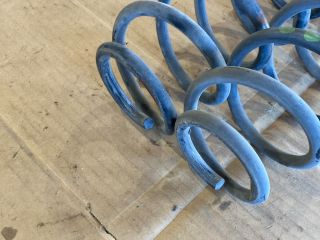 bontott SKODA FABIA II Hátsó Rugó Pár