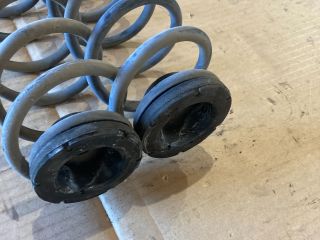 bontott SKODA FABIA II Hátsó Rugó Pár