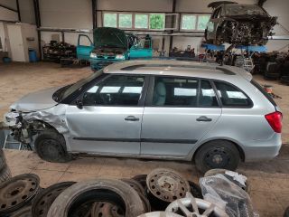 bontott SKODA FABIA II Hűtőventilátor