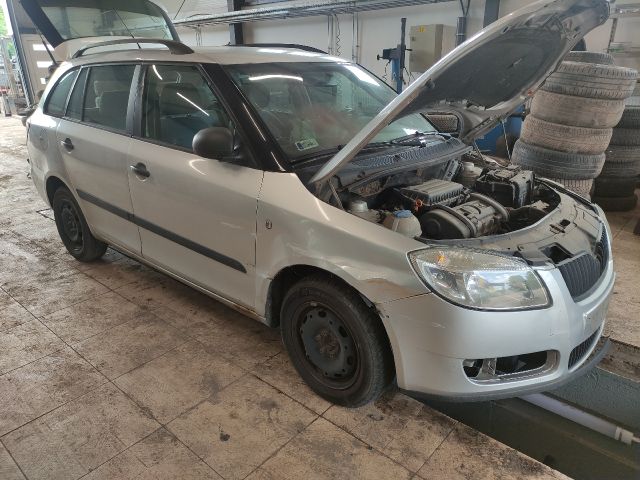 bontott SKODA FABIA II Jobb első Gólyaláb (Lengécsillapító, Rugó)