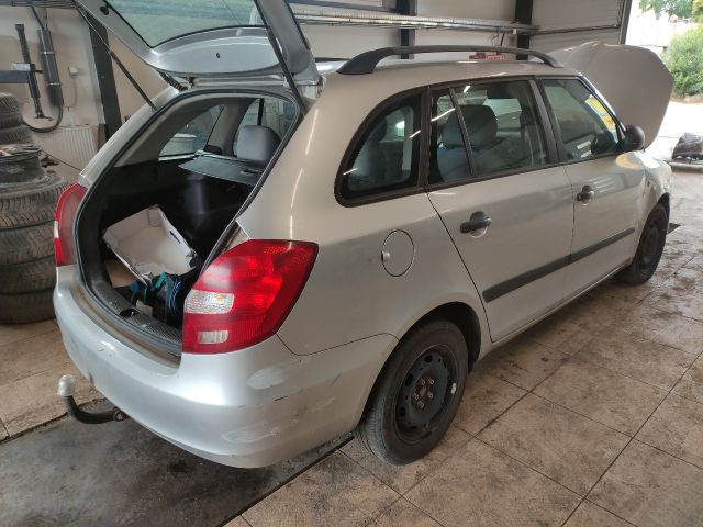 bontott SKODA FABIA II Jobb első Gólyaláb (Lengécsillapító, Rugó)