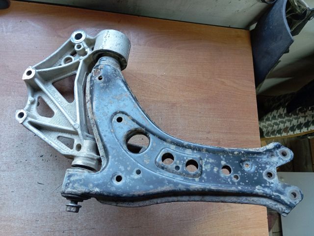 bontott SKODA FABIA II Jobb első Lengőkar