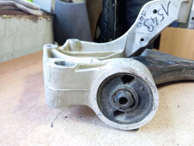 bontott SKODA FABIA II Jobb első Lengőkar