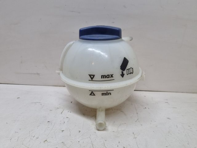 bontott SKODA FABIA II Kiegyenlítő Tartály