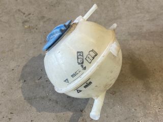 bontott SKODA FABIA II Kiegyenlítő Tartály