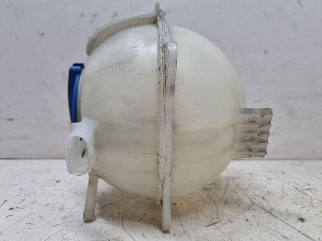 bontott SKODA FABIA II Kiegyenlítő Tartály