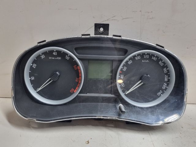 bontott SKODA FABIA II Kilométeróra