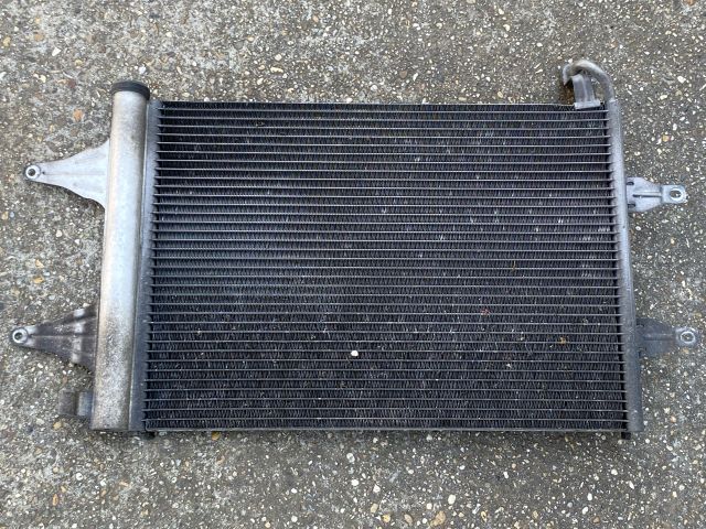 bontott SKODA FABIA II Klímahűtő Radiátor